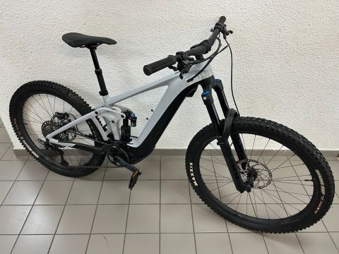 Vélo occasion giant électrique
